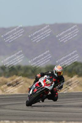 media/Oct-13-2025-Moto Forza (Mon) [[a66d839500]]/4-C Group/Session 3 (Turn 16)/